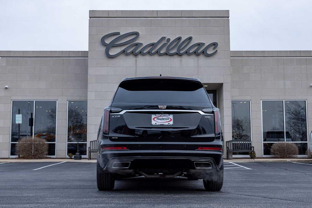 used 2023 Cadillac XT6 car, priced at $43,992