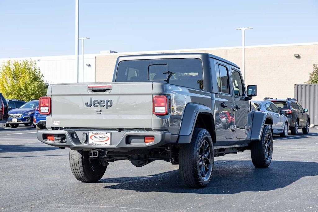 used 2022 Jeep Gladiator car, priced at $27,992
