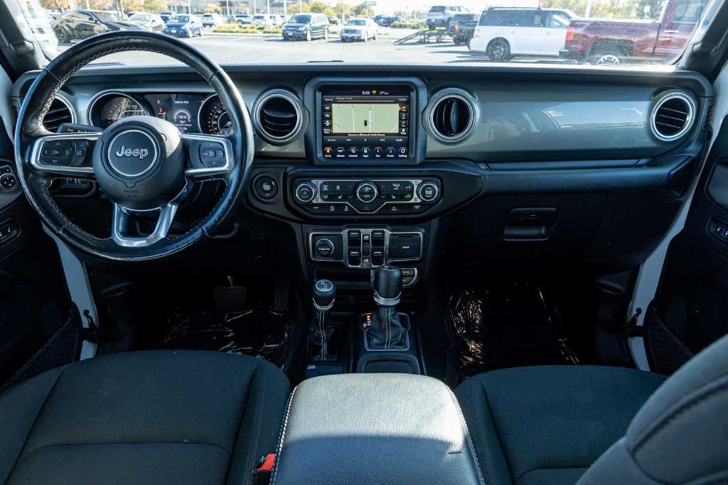 used 2022 Jeep Wrangler Unlimited car, priced at $33,201