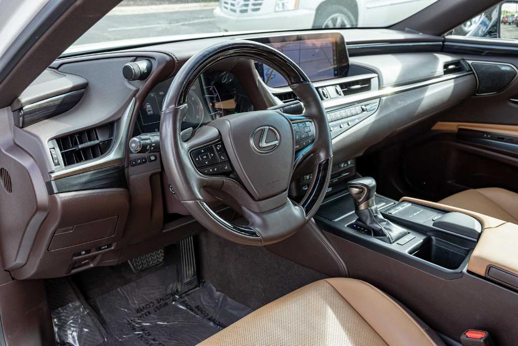 used 2019 Lexus ES 350 car, priced at $31,792