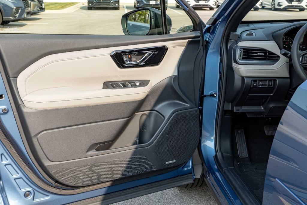 new 2025 Subaru Forester car, priced at $37,704