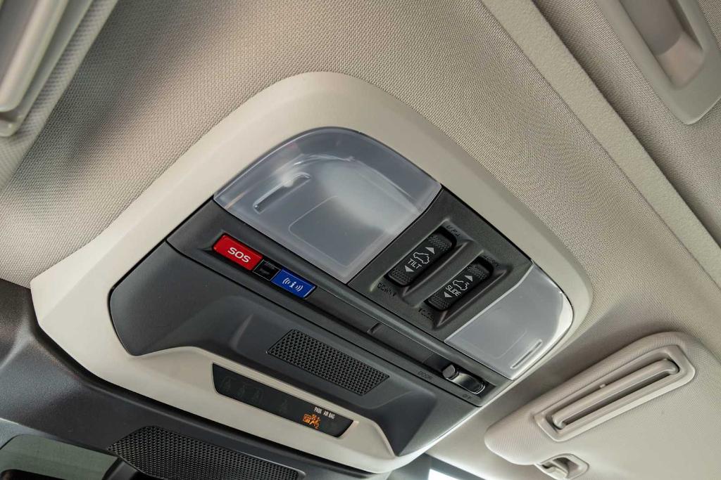 used 2025 Subaru Crosstrek car, priced at $32,900