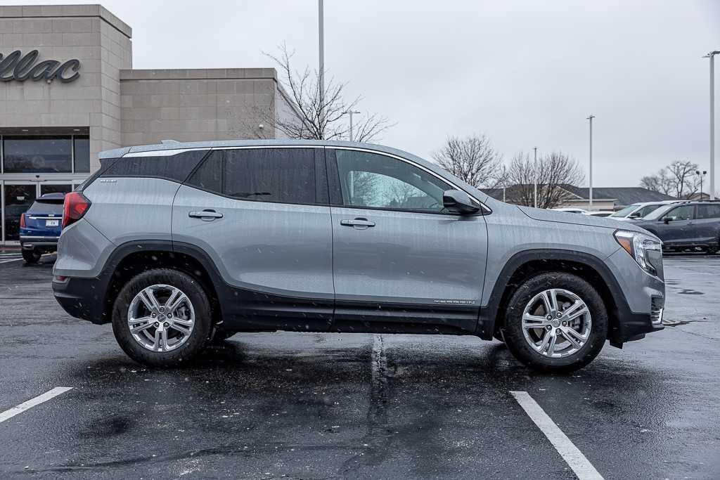 used 2024 GMC Terrain car, priced at $25,988