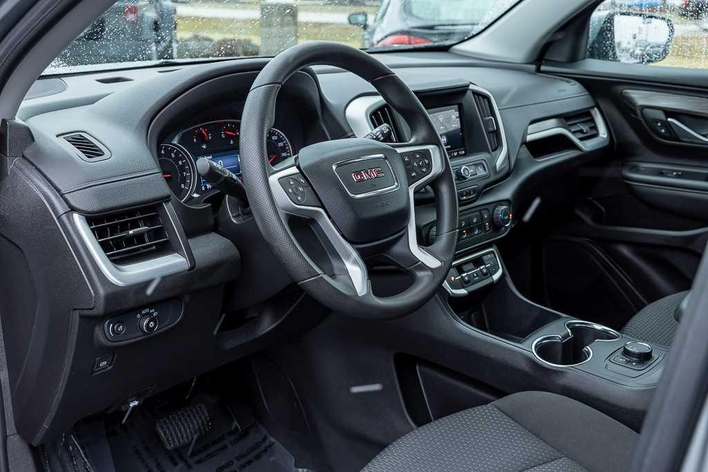 used 2024 GMC Terrain car, priced at $25,988