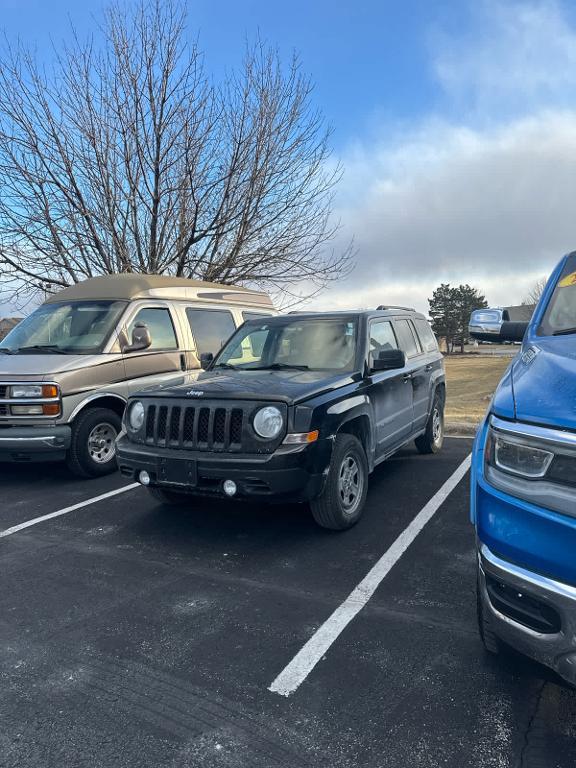 used 2016 Jeep Patriot car