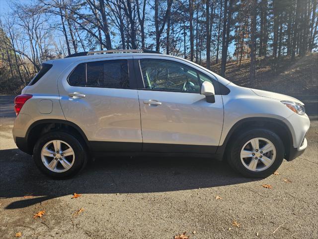 used 2022 Chevrolet Trax car, priced at $18,995