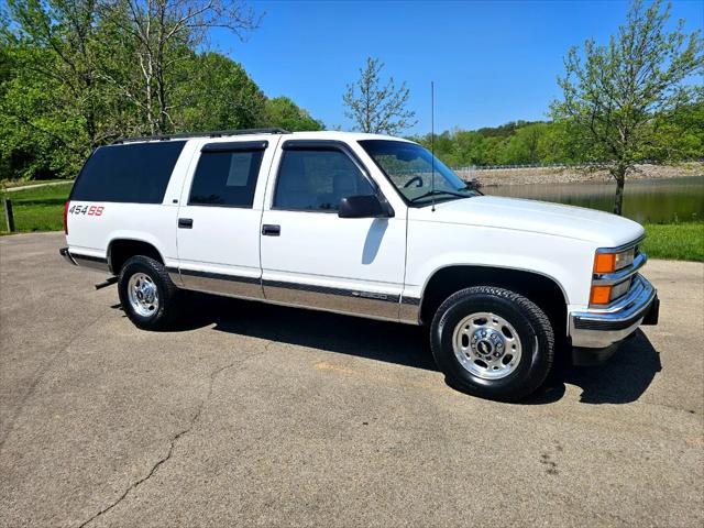 used 1999 Chevrolet Suburban car, priced at $11,995
