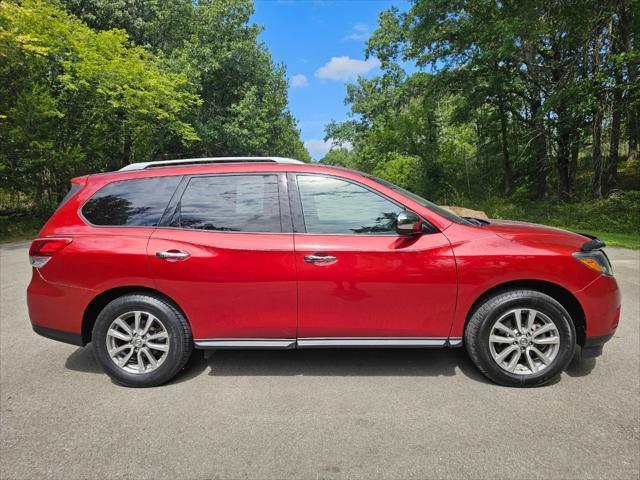 used 2014 Nissan Pathfinder car, priced at $8,995