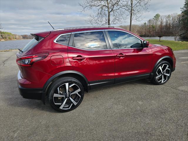 used 2020 Nissan Rogue Sport car, priced at $15,995