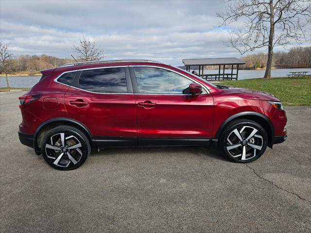 used 2020 Nissan Rogue Sport car, priced at $15,995