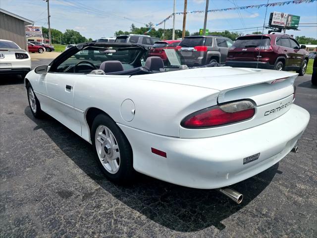 used 1995 Chevrolet Camaro car, priced at $5,550