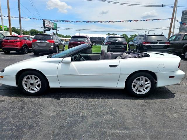 used 1995 Chevrolet Camaro car, priced at $5,550