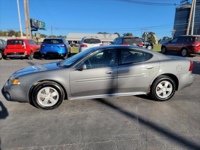 used 2007 Pontiac Grand Prix car, priced at $4,575