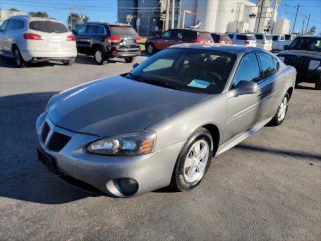 used 2007 Pontiac Grand Prix car, priced at $4,575