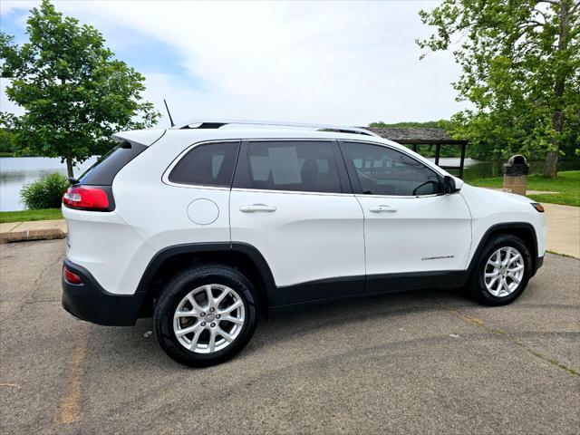 used 2016 Jeep Cherokee car, priced at $13,993