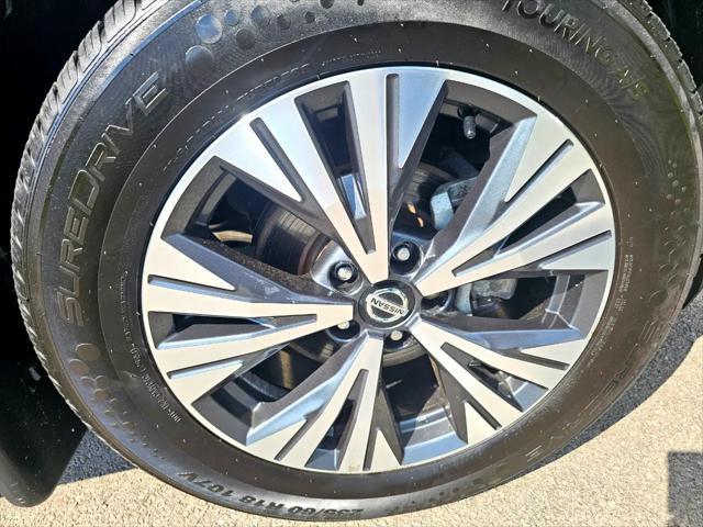 used 2021 Nissan Rogue car, priced at $21,995