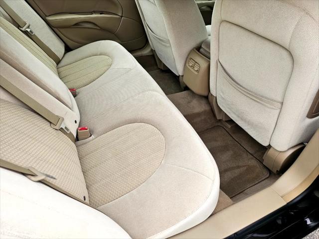 used 2008 Buick Lucerne car, priced at $7,995