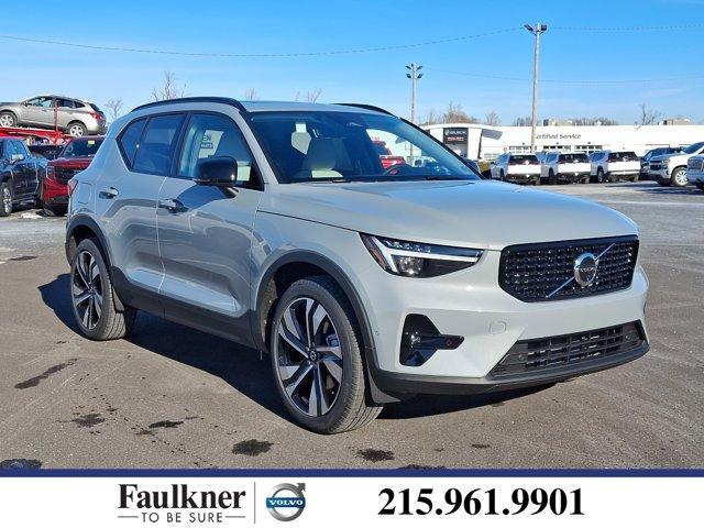 new 2025 Volvo XC40 car, priced at $49,790