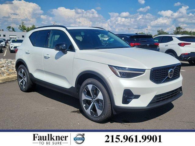 new 2025 Volvo XC40 car, priced at $48,315