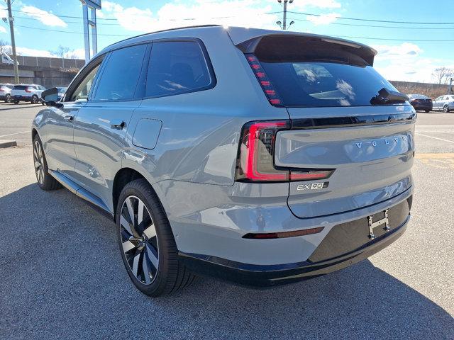 new 2025 Volvo EX90 car, priced at $85,640
