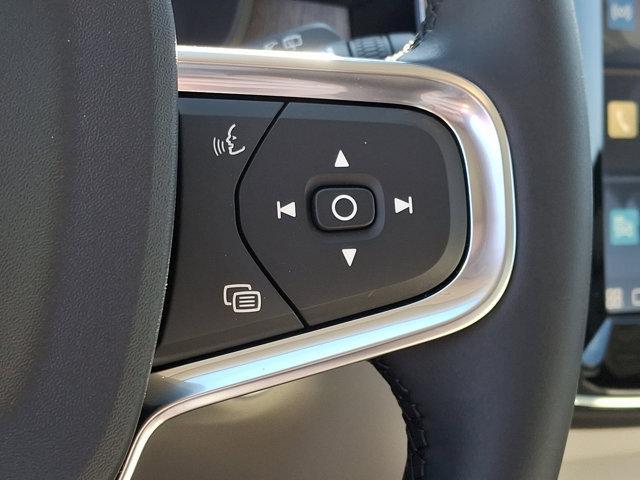 new 2025 Volvo XC40 car, priced at $52,235