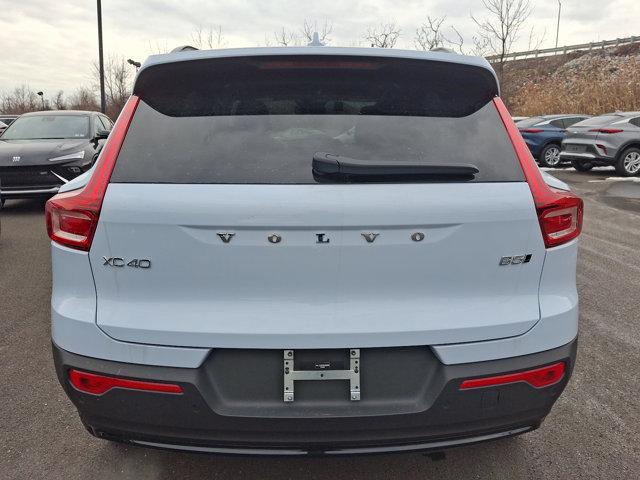 new 2025 Volvo XC40 car, priced at $49,790