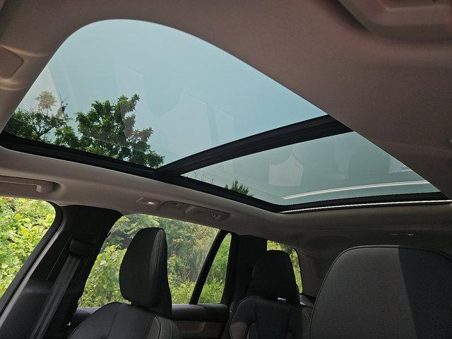 new 2025 Volvo XC90 car, priced at $65,335