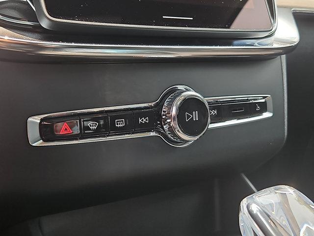 new 2025 Volvo XC90 car, priced at $65,335