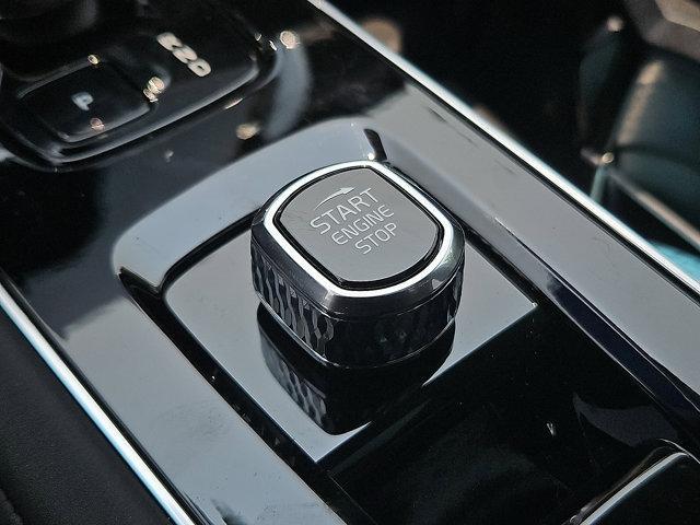 new 2025 Volvo XC90 car, priced at $65,335
