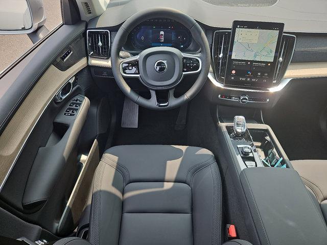 new 2025 Volvo XC90 car, priced at $65,335