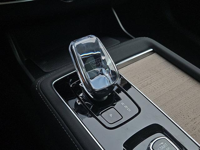 new 2025 Volvo XC90 car, priced at $65,335