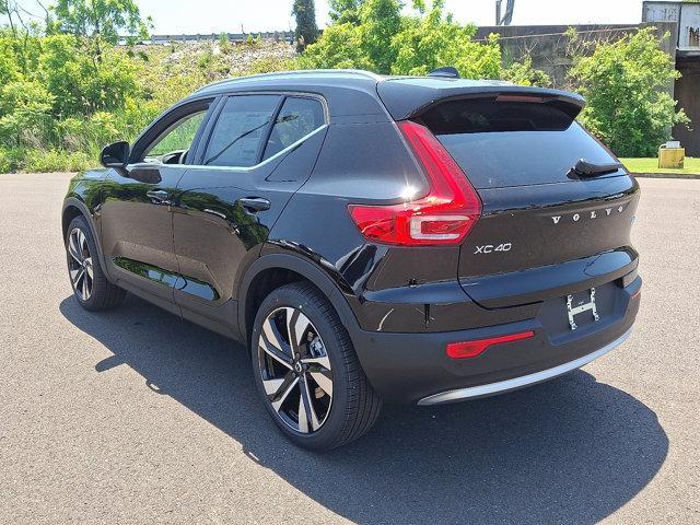 new 2025 Volvo XC40 car, priced at $49,810