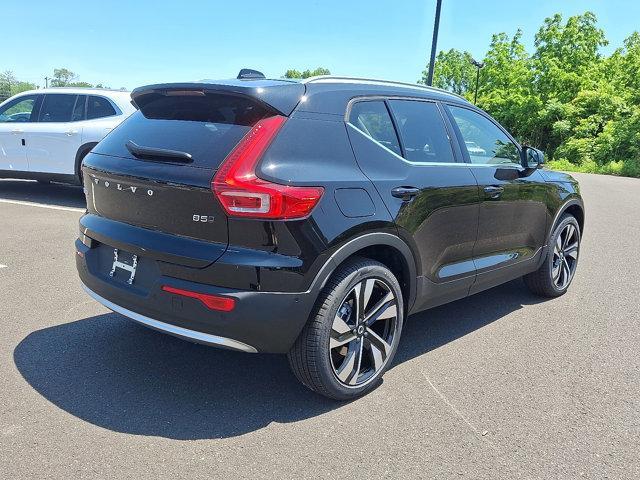 new 2025 Volvo XC40 car, priced at $49,810