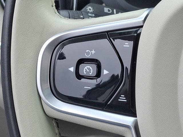 used 2022 Volvo XC60 car, priced at $40,749