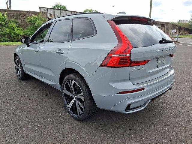 new 2025 Volvo XC60 Plug-In Hybrid car, priced at $72,250