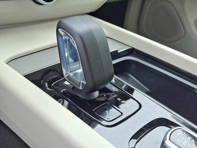 new 2025 Volvo XC60 car, priced at $55,360