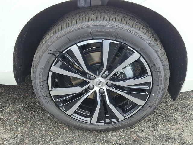 new 2025 Volvo XC60 car, priced at $55,360