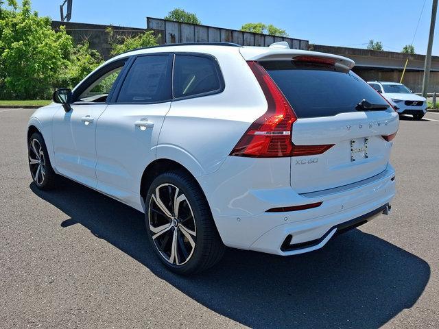 new 2025 Volvo XC60 car
