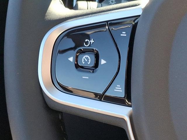 new 2025 Volvo XC90 car, priced at $65,555