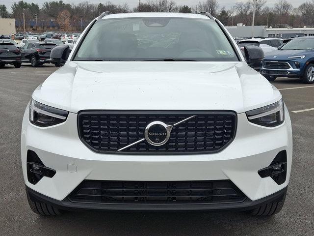 new 2025 Volvo XC40 car, priced at $49,790