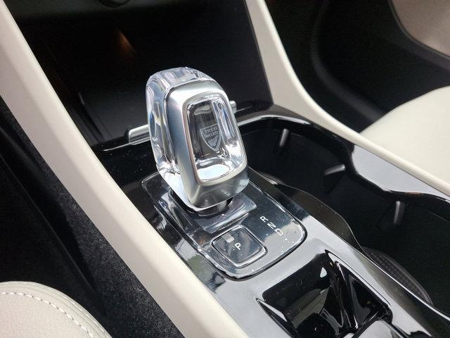 new 2025 Volvo XC40 car, priced at $49,790
