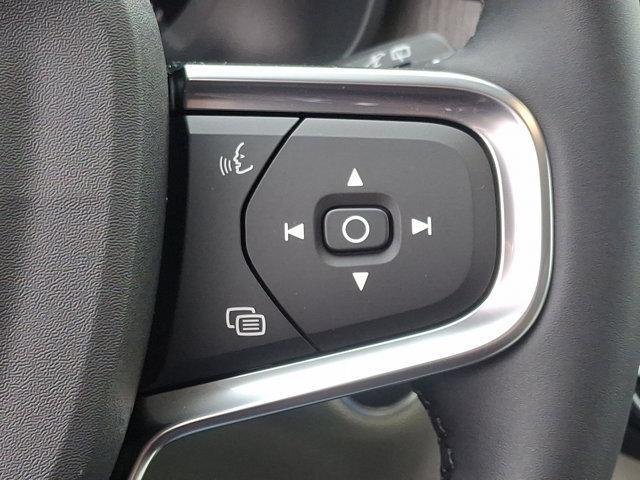 new 2025 Volvo XC40 car, priced at $49,790