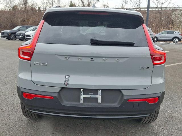 new 2025 Volvo XC40 car, priced at $49,790