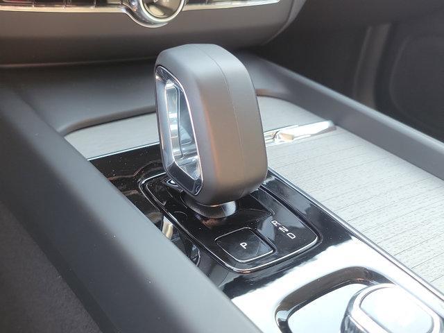 new 2025 Volvo XC60 Plug-In Hybrid car, priced at $66,625