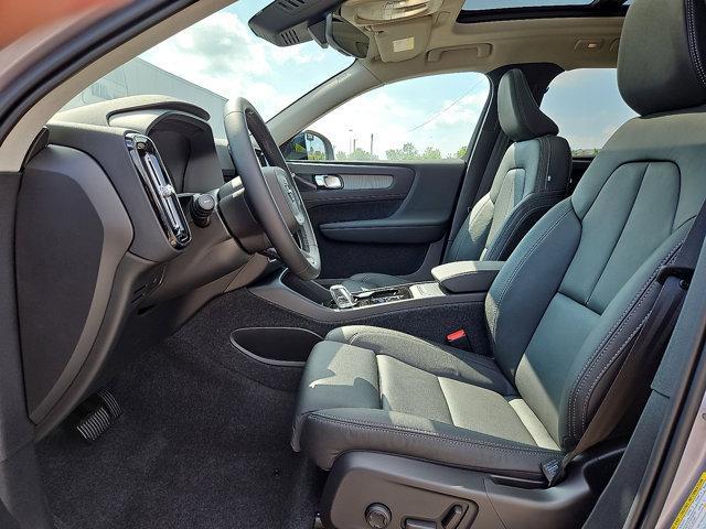 new 2026 Volvo XC40 car, priced at $50,150