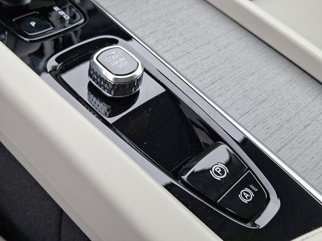 new 2025 Volvo XC60 Plug-In Hybrid car, priced at $66,260