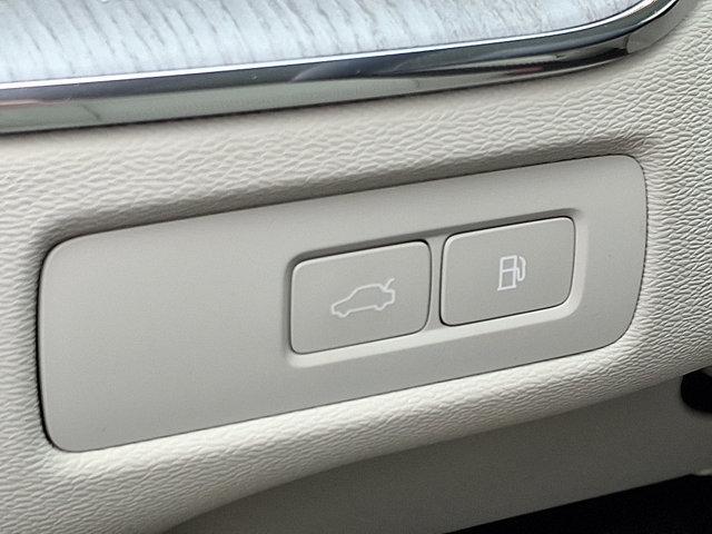 new 2025 Volvo XC60 Plug-In Hybrid car, priced at $71,510