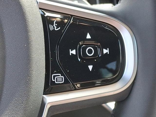 new 2025 Volvo XC90 car, priced at $69,155