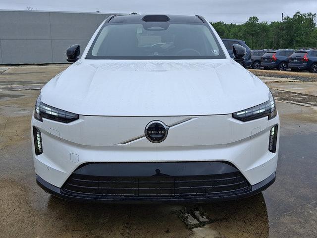 new 2025 Volvo EX90 car, priced at $96,730