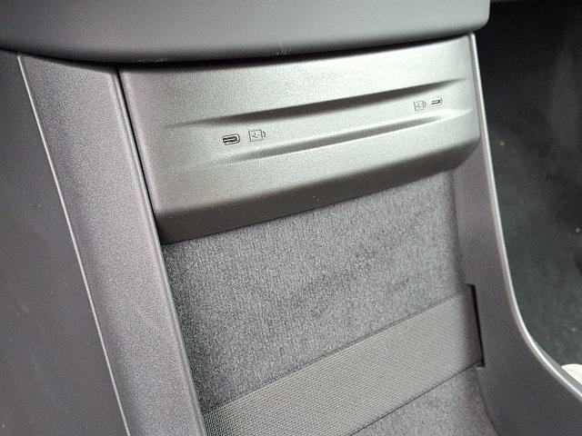 new 2025 Volvo EX90 car, priced at $96,730